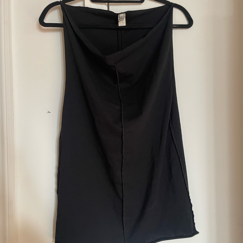 Black Sleeveless Top